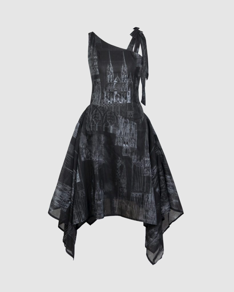 "Duomo" series re-release 27.01.2025 - 10.02.2025 5 Asymmetrical gown
