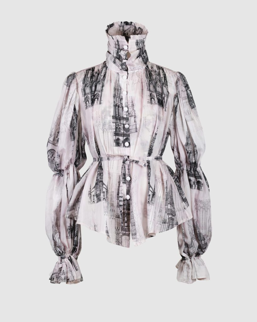 "Duomo" series re-release 27.01.2025 - 10.02.2025 19 Printed blouse