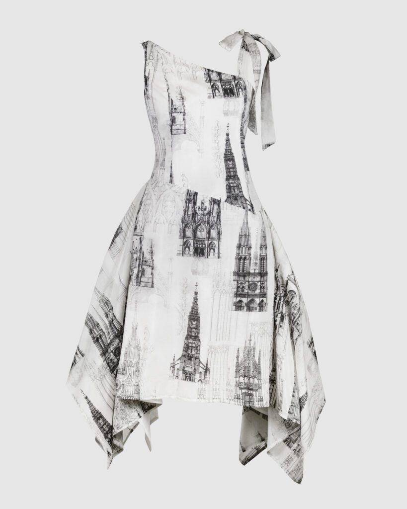 "Duomo" series re-release 27.01.2025 - 10.02.2025 1 Asymmetrical gown