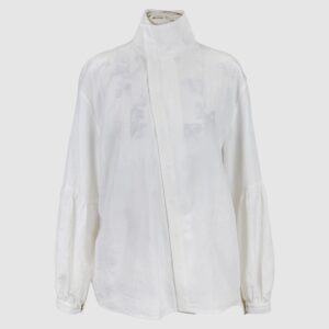 Shirt with asymmetrical fastening