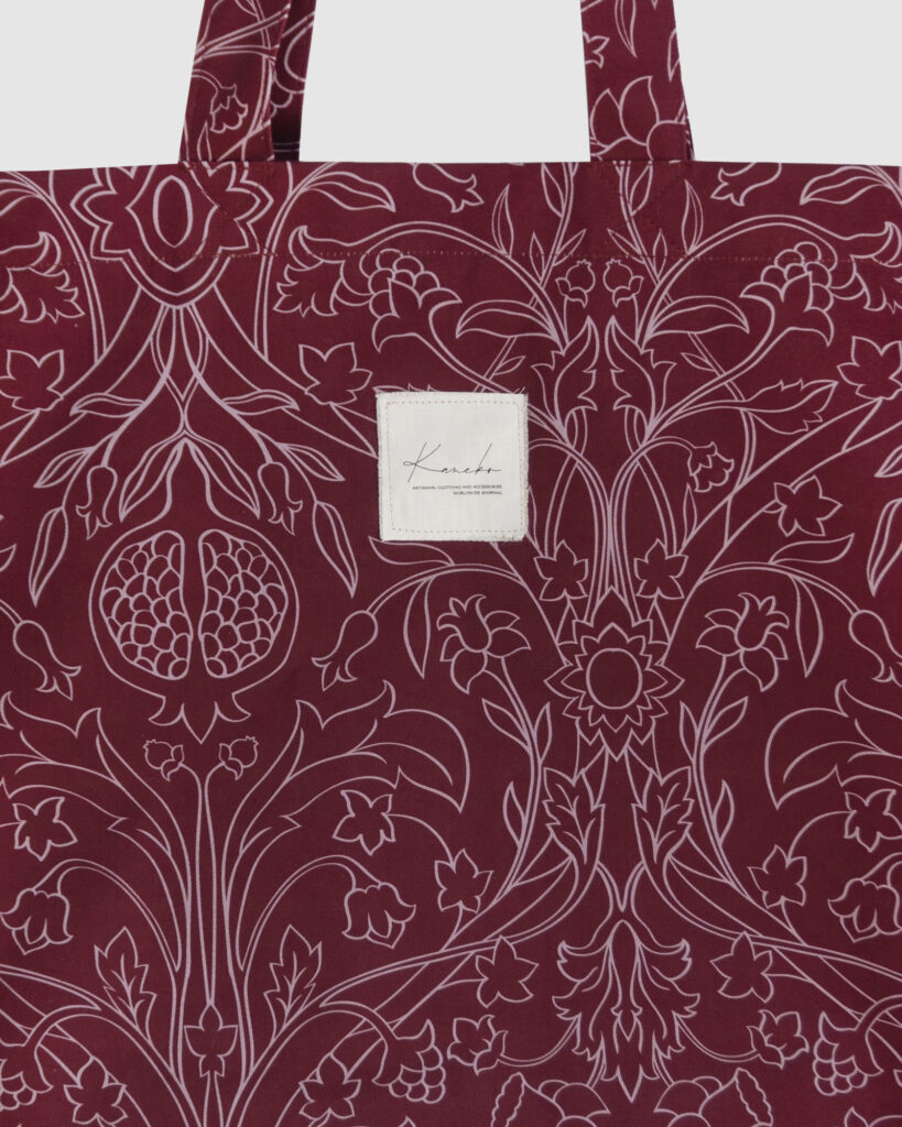 414 Clothing and accessories | KANEKO