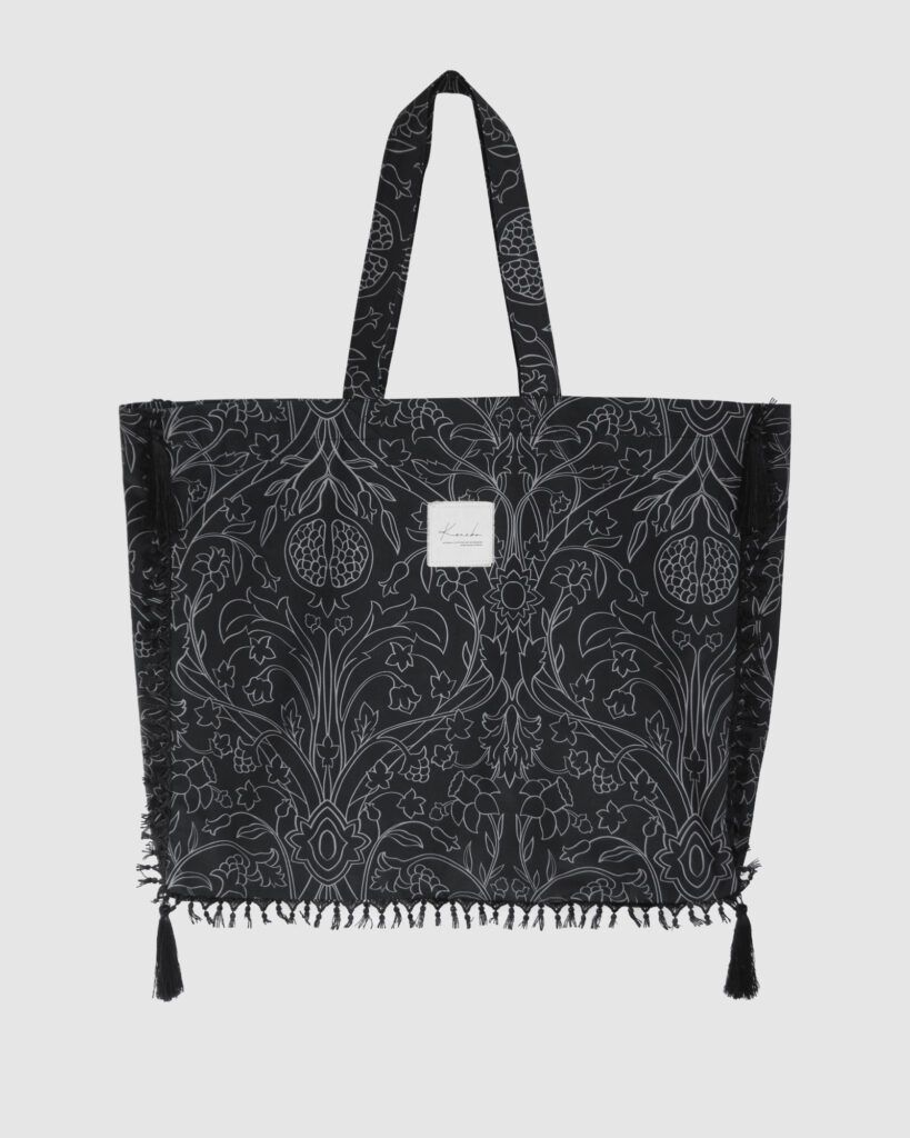 420 Clothing and accessories | KANEKO