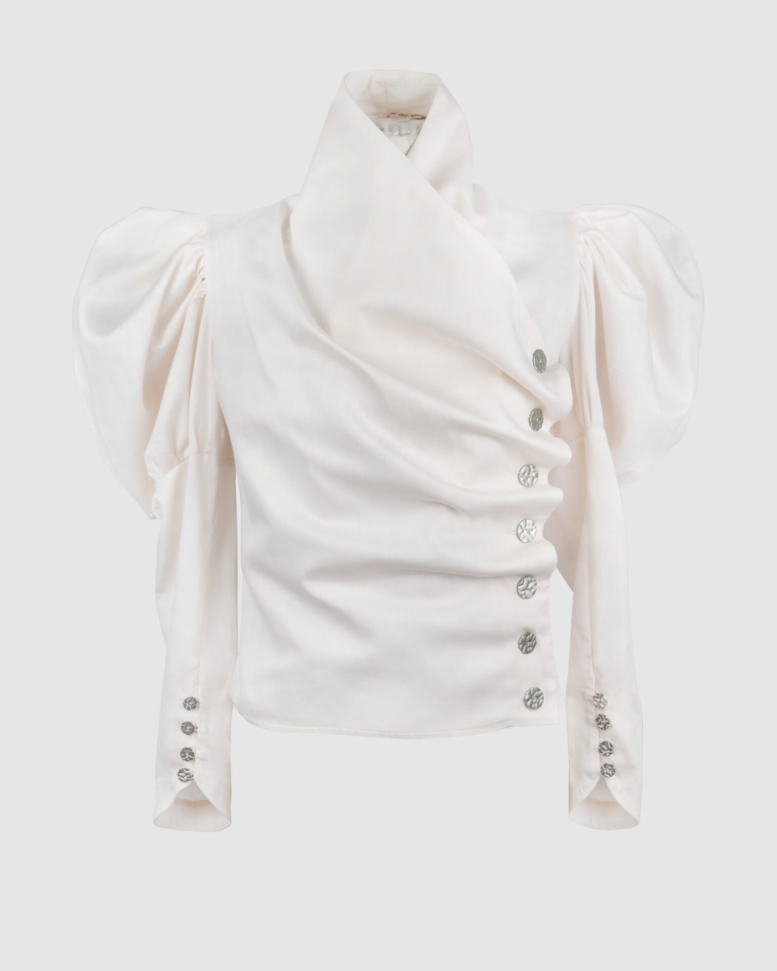 Cotton satin fitted blouse with a draped front and voluminous sleeves.
