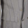 Semi-fitted double-breasted jacket with peak lapels, a welt breast pocket, and pockets with asymmetrical flaps. Designed in a 4x1 configuration
