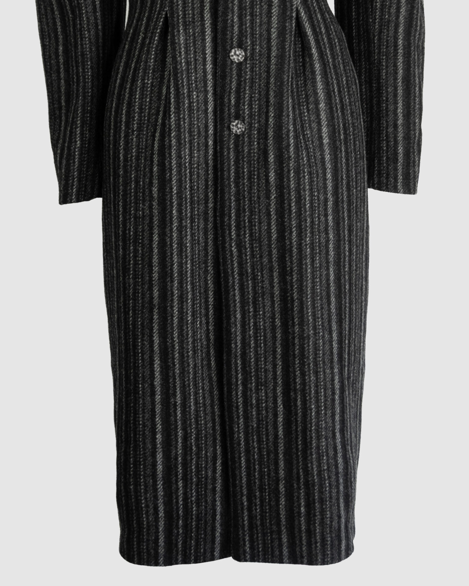 Coat with draped sleeves